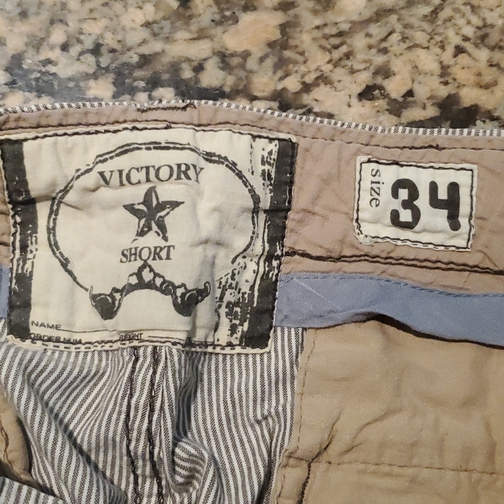 Victory* Shorts - Picture 5 of 7